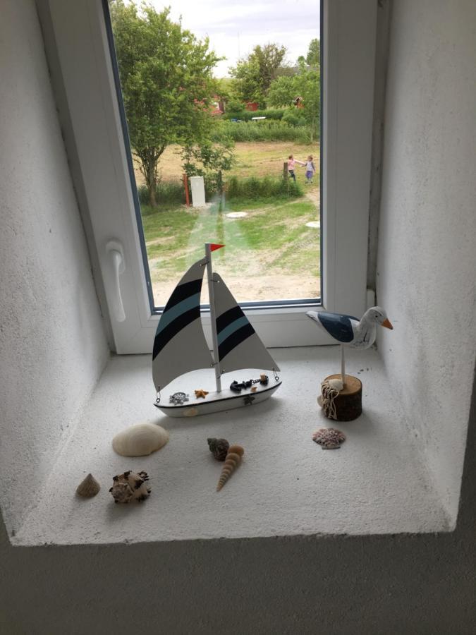 Marijanas 2, Urlaub Mit Viel Platz Zwischen Dornumersiel Und Bensersiel, Gehoert Zum Cafe Kunterbunt Apartament