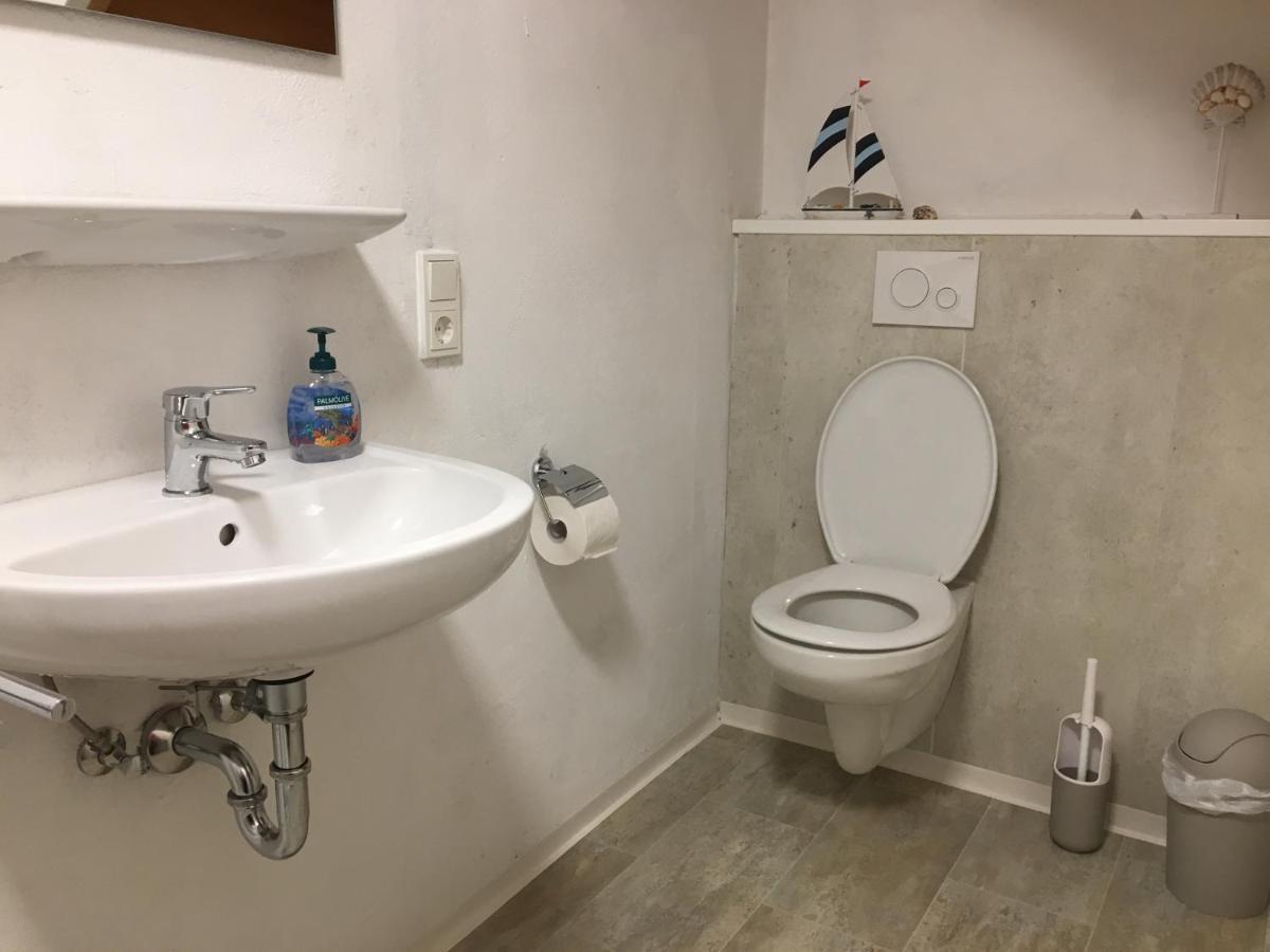 Marijanas 2, Urlaub Mit Viel Platz Zwischen Dornumersiel Und Bensersiel, Gehoert Zum Cafe Kunterbunt Apartament *